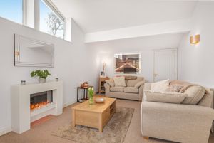 Lounge- click for photo gallery